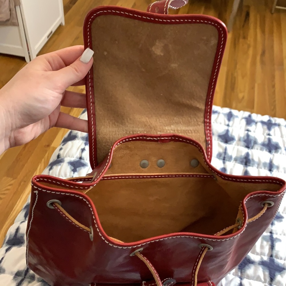 Handmade Italian Leather Backpack - Picture 11 of 14